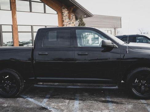 Used 2014 RAM 1500 Express w/ Black Ram 1500 Express Group image 9