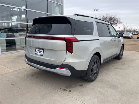 New 2026 Kia Carnival EX image 5