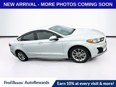 Used 2019 Ford Fusion SE FWD image 8