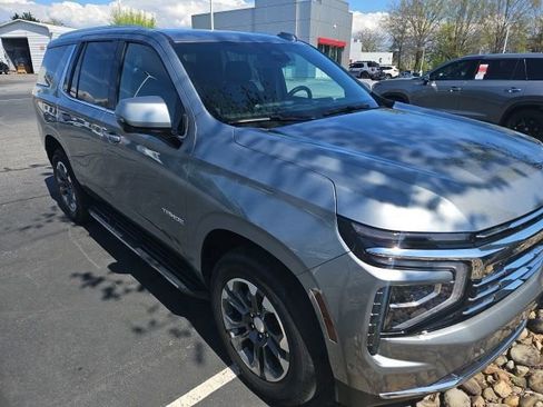 Used 2025 Chevrolet Tahoe LT w/ Comfort Package image 8