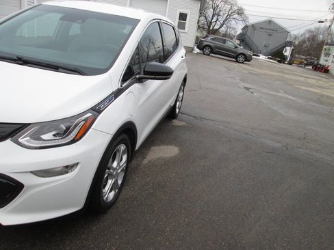 Used 2020 Chevrolet Bolt LT image 7