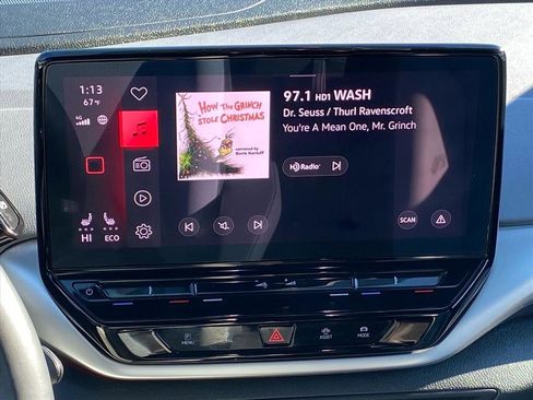 Certified 2022 Volkswagen ID.4 Pro S image 9