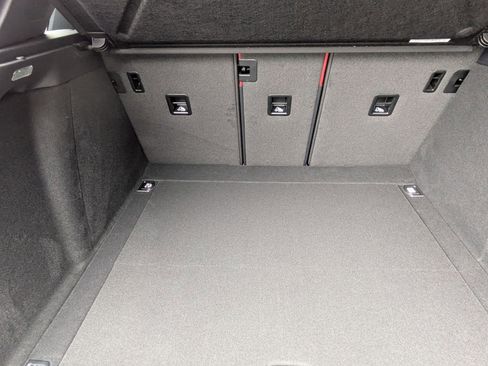 New 2026 Porsche Macan S image 23