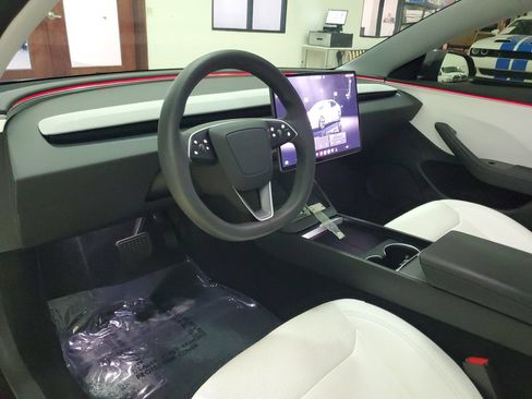 Used 2025 Tesla Model 3 Long Range RWD image 21