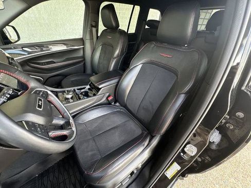 Used 2022 Jeep Grand Cherokee Trailhawk AWD/4WD image 19