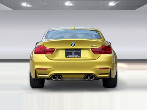 Used 2018 BMW M4 Coupe RWD image 10