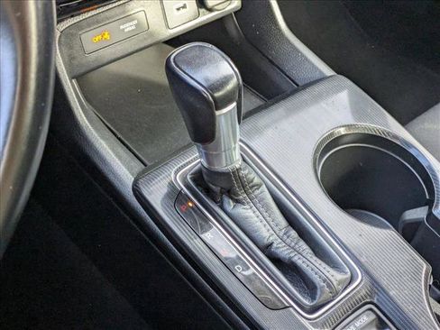 Used 2022 Honda Civic Sport image 15