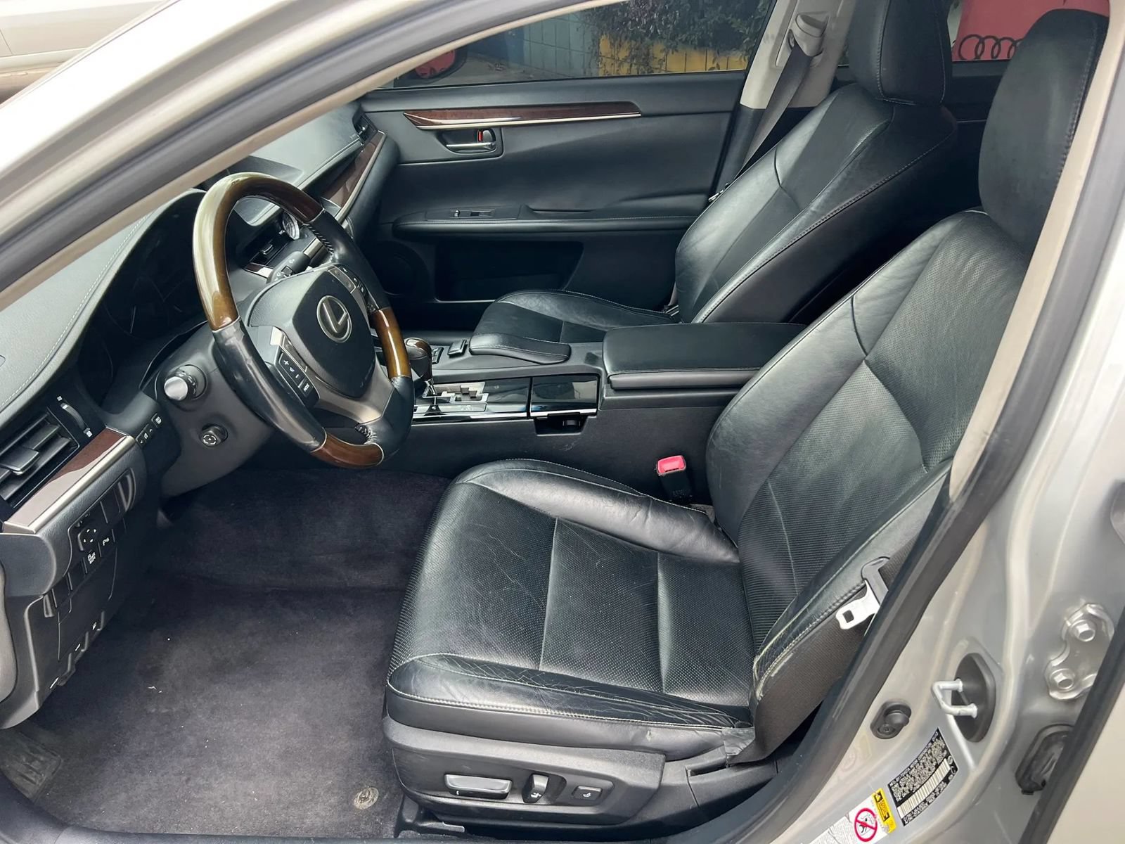 Used 2013 Lexus ES 350 w/ Luxury Pkg FWD image 8