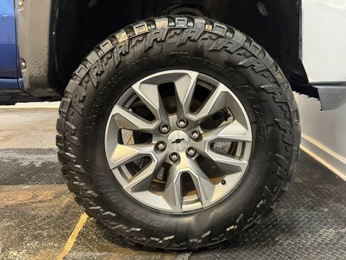 Used 2016 Chevrolet Silverado 1500 LT w/ All Star Edition AWD/4WD image 28
