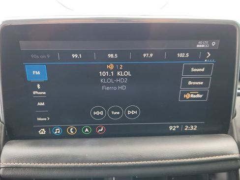 Used 2021 GMC Yukon XL AT4 w/ AT4 Premium Plus Package AWD/4WD image 15