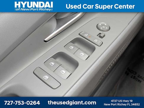 Certified 2025 Hyundai Elantra Sport FWD image 24