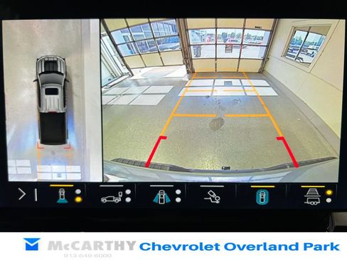 Used 2023 Chevrolet Silverado 1500 ZR2 w/ Technology Package AWD/4WD image 24