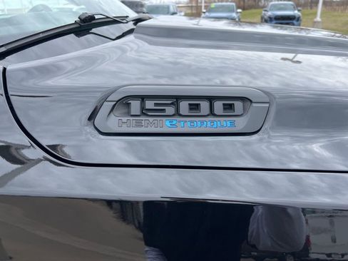 Used 2023 RAM 1500 Big Horn image 27