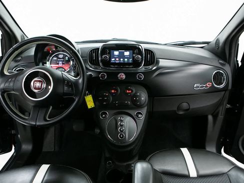 Used 2018 FIAT 500 e w/ Esport Package image 15