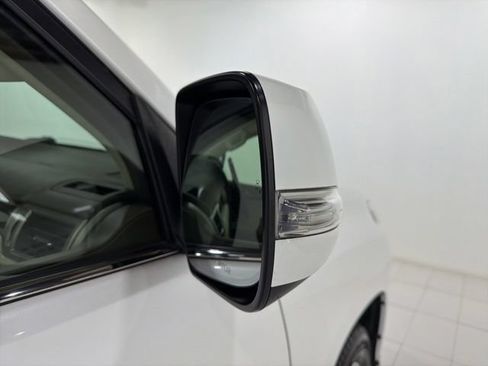 Used 2018 Lexus GX 460 Premium w/ Premium Package AWD/4WD image 26