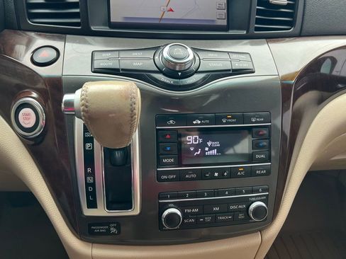 Used 2011 Nissan Quest LE FWD image 36