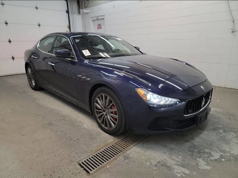 Used 2017 Maserati Ghibli S Q4 AWD/4WD image 2