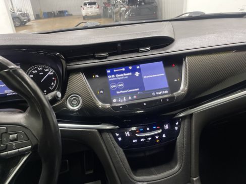 Used 2020 Cadillac XT6 Sport image 30