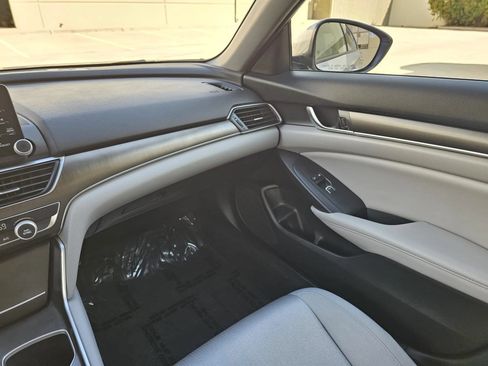 Used 2019 Honda Accord LX image 20