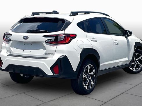 Used 2025 Subaru Crosstrek 2.5i Premium AWD/4WD image 13