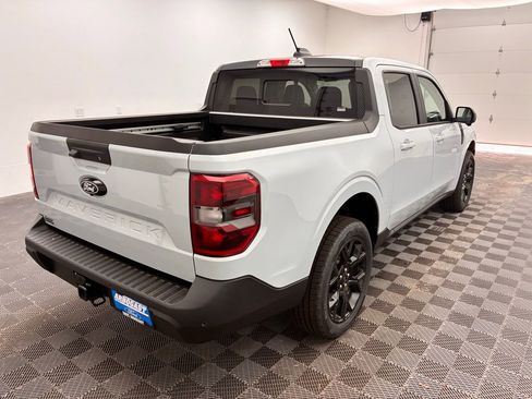 New 2025 Ford Maverick Lariat w/ Black Appearance Package image 8