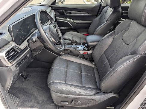 Used 2024 Kia Telluride EX FWD image 27