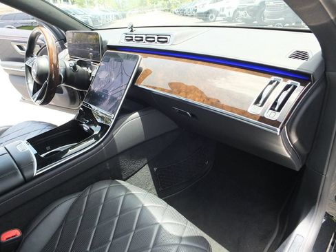 Used 2021 Mercedes-Benz S 580 4MATIC Sedan image 25