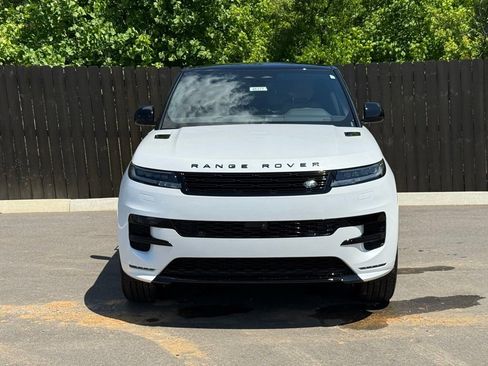 New 2026 Land Rover Range Rover Sport Dynamic SE AWD/4WD image 9
