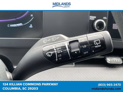 Used 2025 Kia Sportage LX FWD image 23