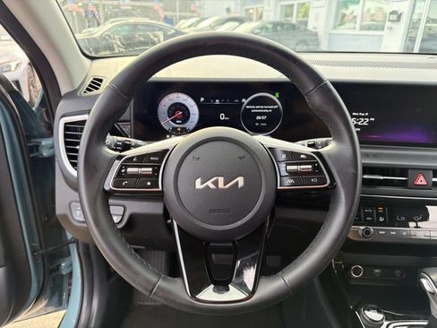 Used 2024 Kia Seltos S AWD/4WD image 24