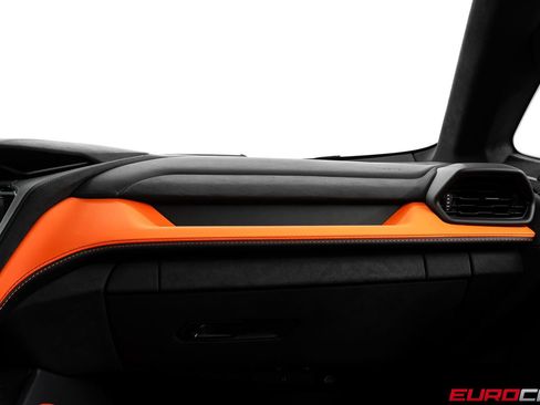 Used 2026 Lamborghini Temerario AWD/4WD image 32