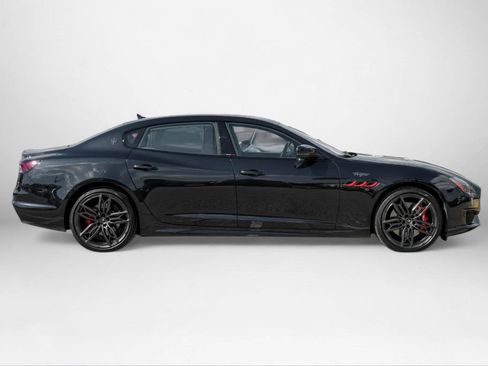 Used 2022 Maserati Quattroporte Trofeo RWD image 5