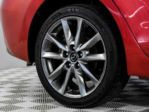 Used 2018 MAZDA MAZDA3 Touring FWD image 58