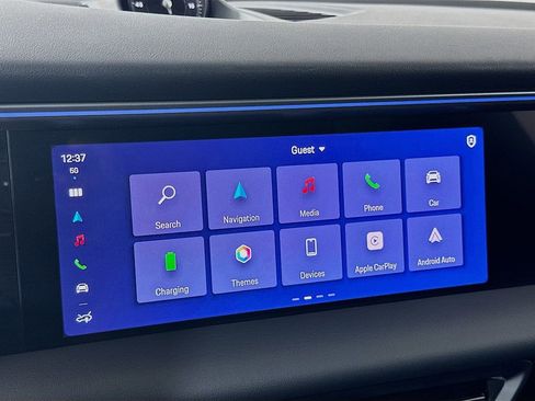 Used 2024 Porsche Macan 4 Electric image 15