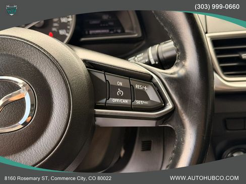 Used 2017 MAZDA MAZDA3 Touring FWD image 12