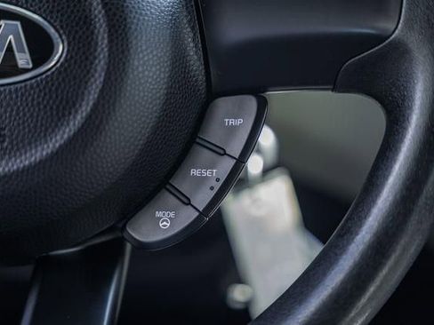 Used 2015 Kia Soul image 22