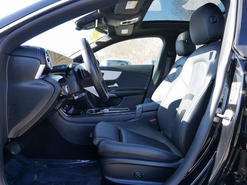 Used 2025 Mercedes-Benz CLA 250 4MATIC image 12