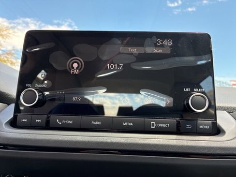 New 2025 Honda Accord SE image 18