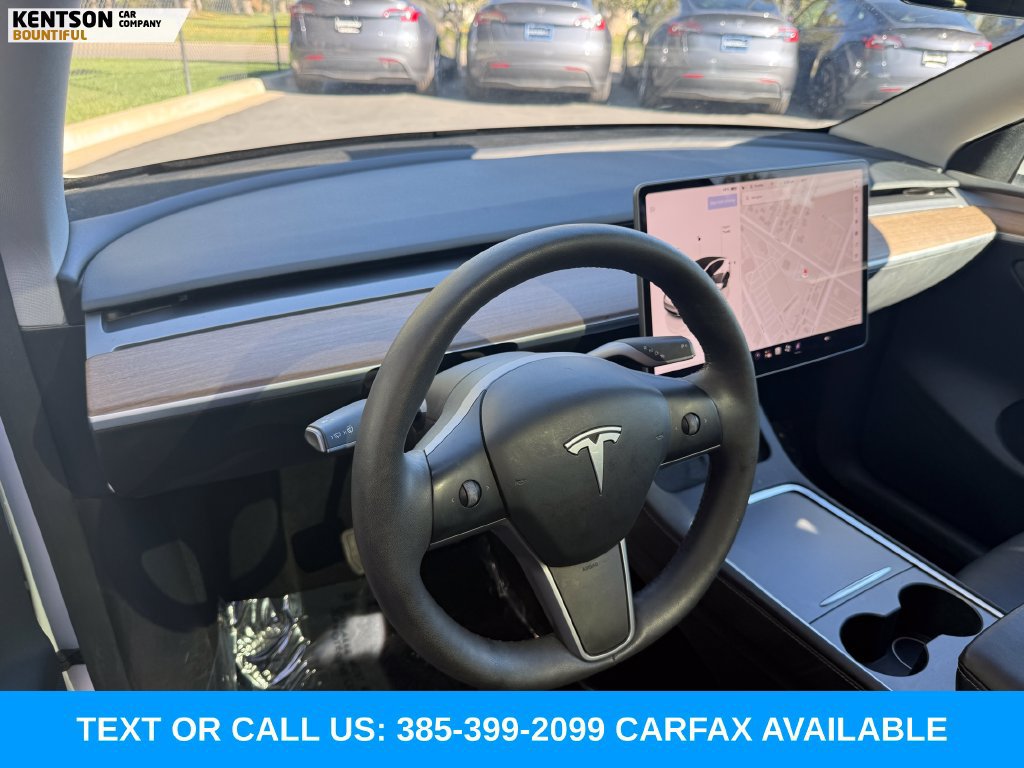 Used 2024 Tesla Model Y Long Range AWD/4WD image 25