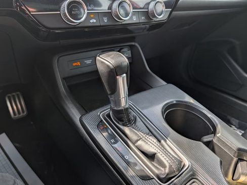 Used 2022 Honda Civic Sport image 22