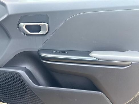 Used 2025 Kia K4 FWD image 18