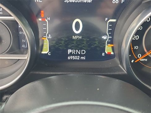 Certified 2020 Jeep Wrangler Unlimited Sahara image 28