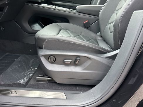 New 2026 Volkswagen Atlas SE FWD image 16