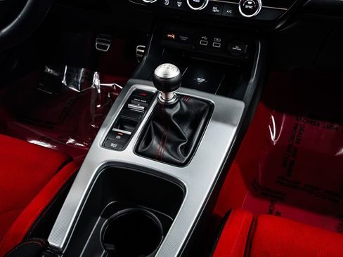 Used 2024 Honda Civic Type R image 17