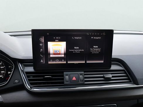 Used 2022 Audi Q5 2.0T Premium w/ Convenience Package image 24