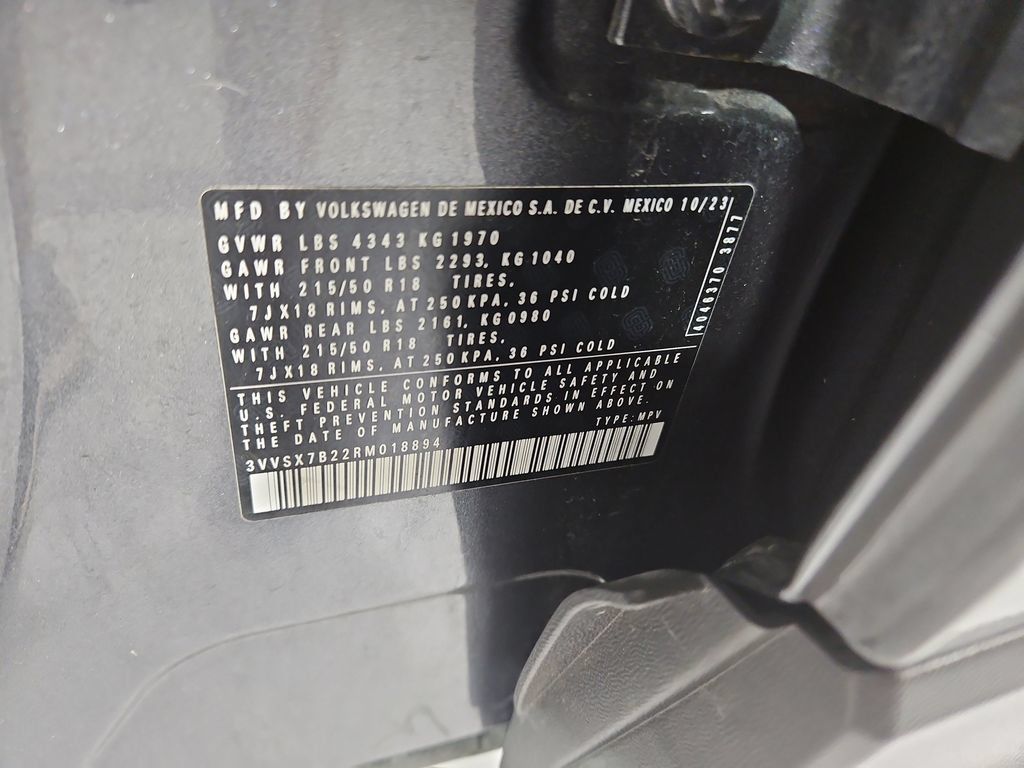 Used 2024 Volkswagen Taos SE FWD image 28