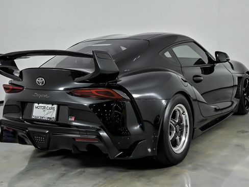 Used 2020 Toyota Supra RWD image 11