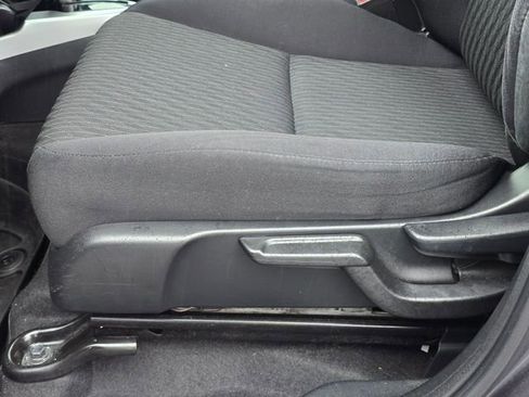 Used 2018 Honda Fit EX image 25