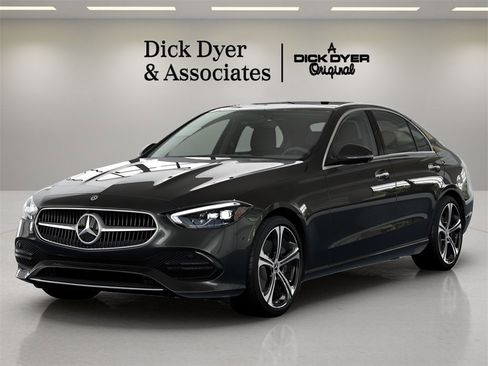 Used 2025 Mercedes-Benz C 300 Sedan image 30