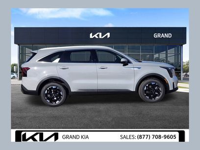 New 2026 Kia Sorento S